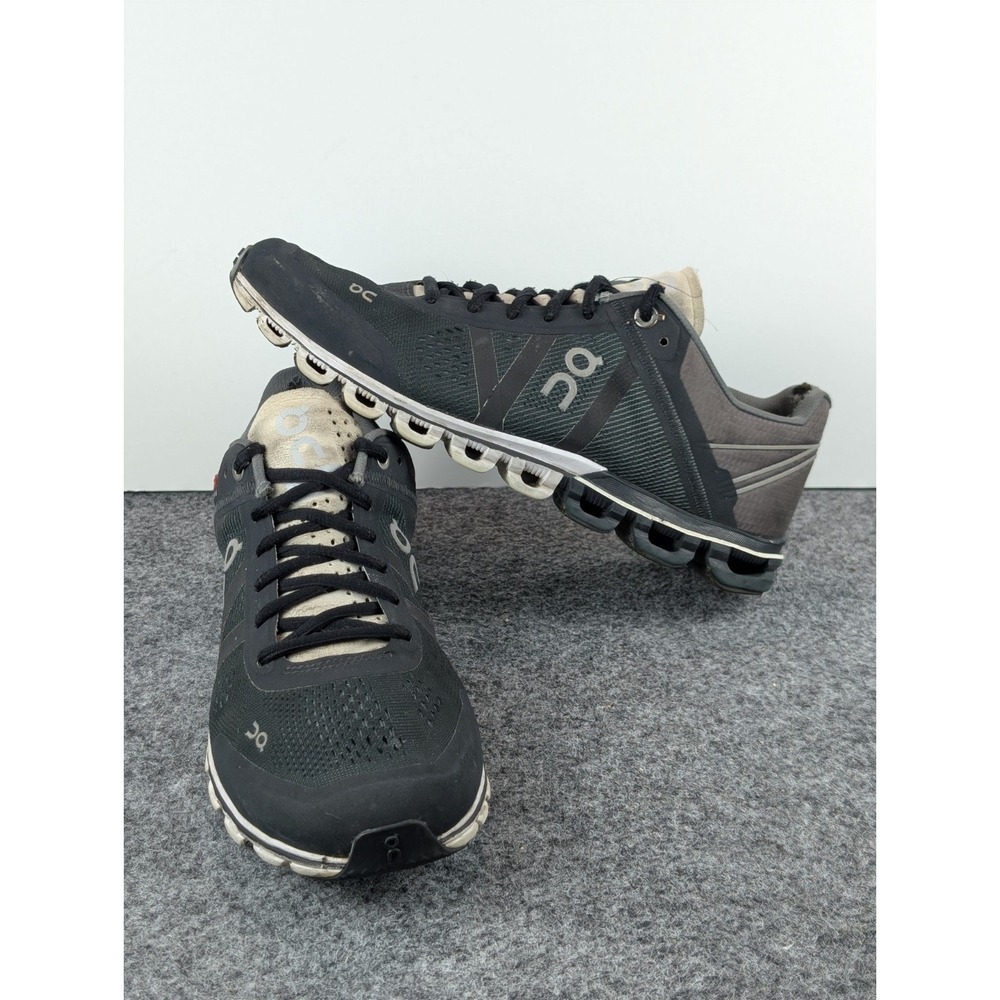 On Cloudflow Womens Size 7.5 Black Gray Athletic Running Walking Shoes Sneakers
